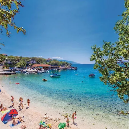 1 Bedroom Lovely In